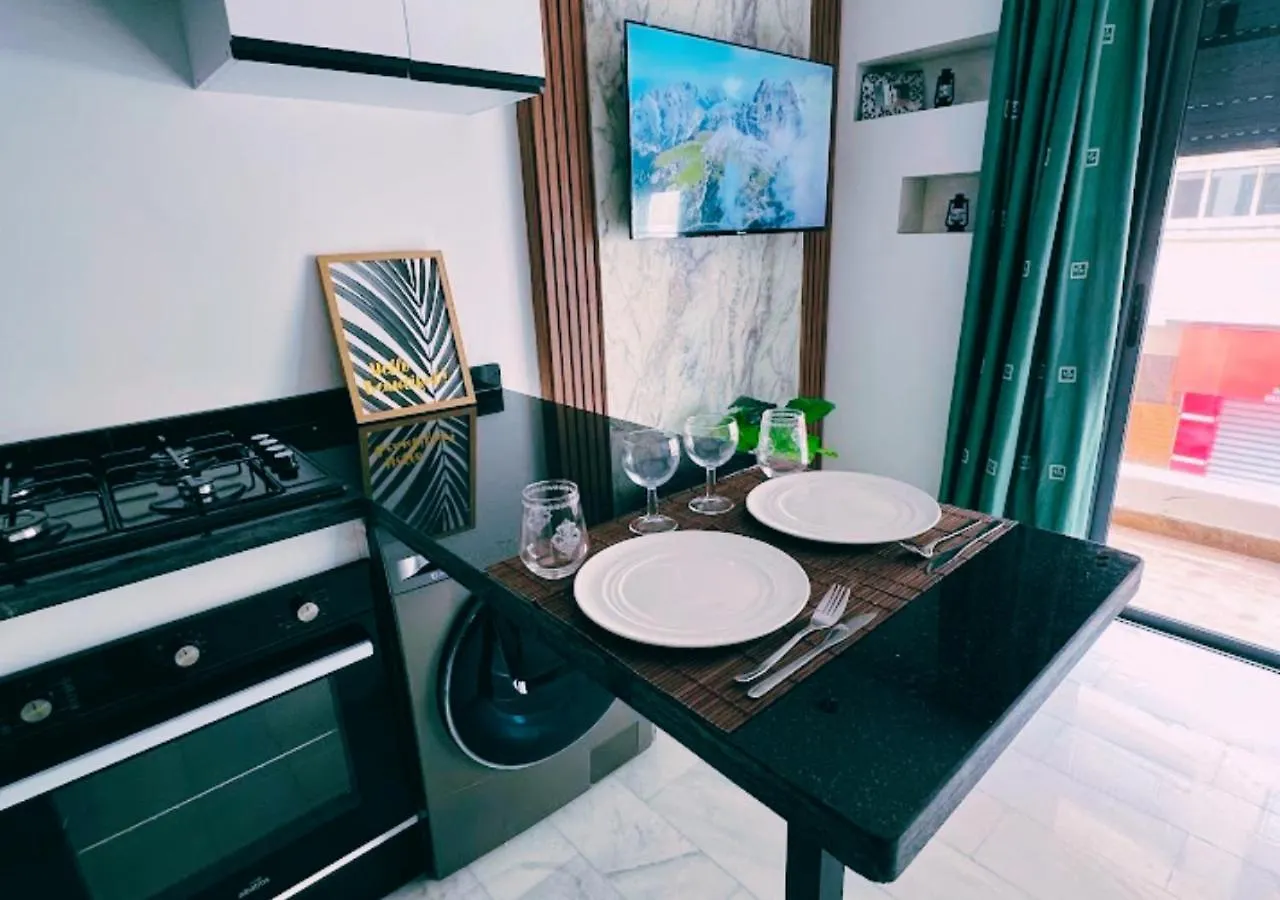 Appartement Au Coeur Du Maarif, Касабланка