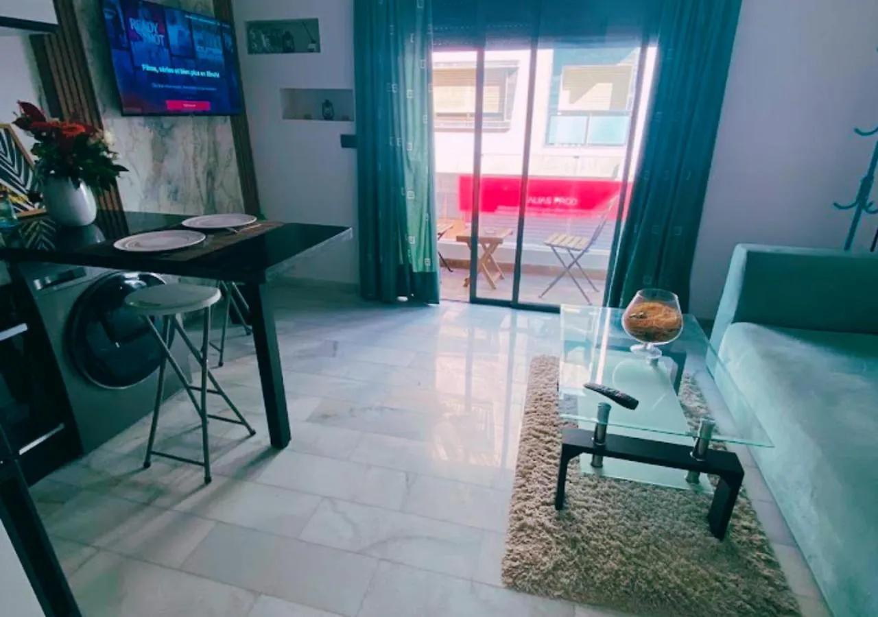 Appartement Au Coeur Du Maarif, Casablanca 0*,